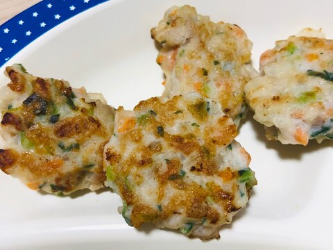 ごま油が香る豆腐とお肉の野菜バーグ